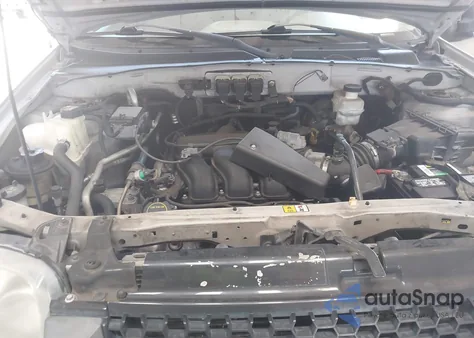 2006 Ford Escape Xlt/Xlt Sport from USA, damaged, VIN 1FMYU03146KA98678